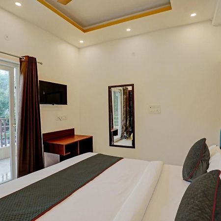 Hotel Golden Prime King New Delhi Exterior foto