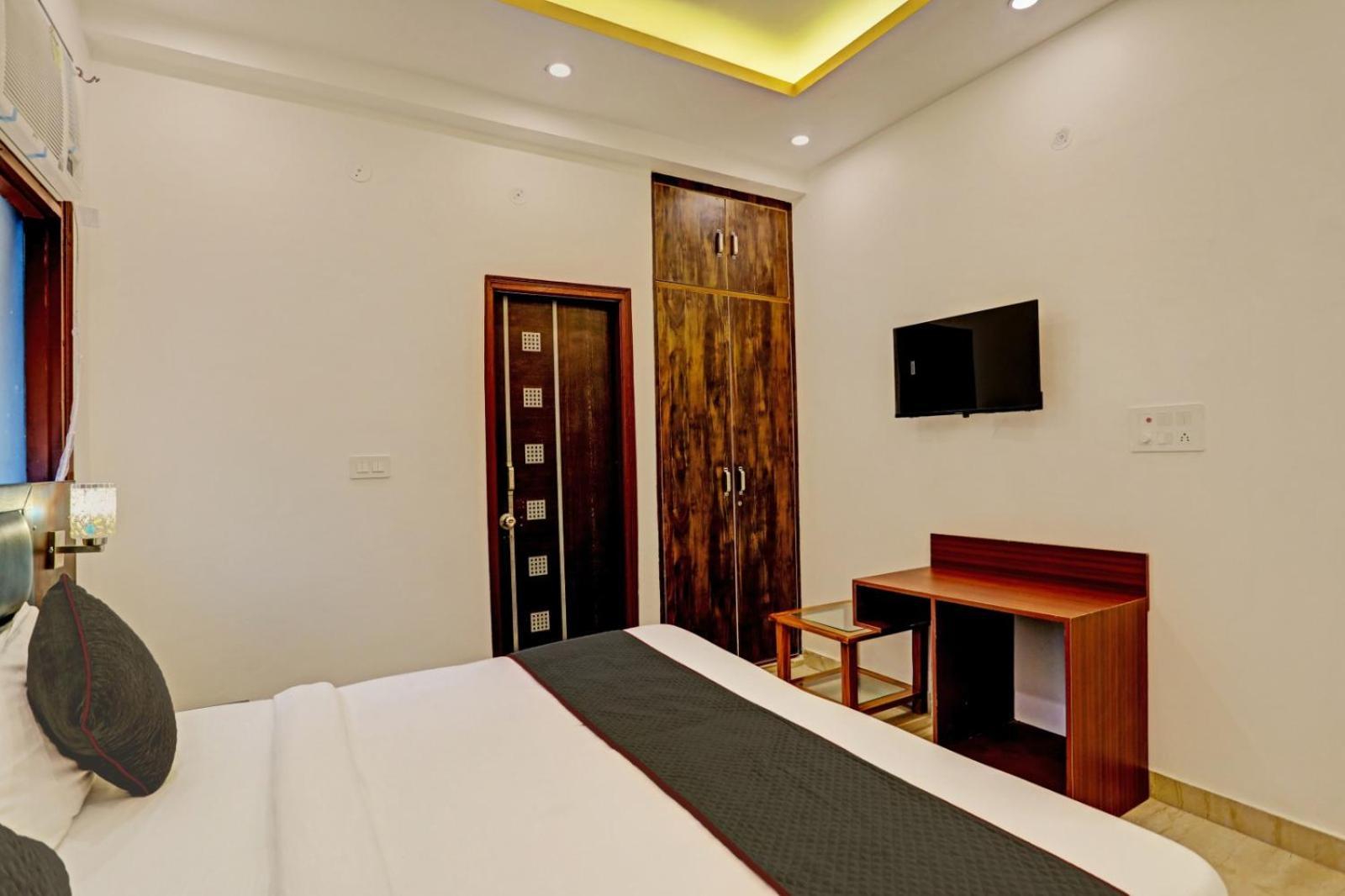 Hotel Golden Prime King New Delhi Exterior foto