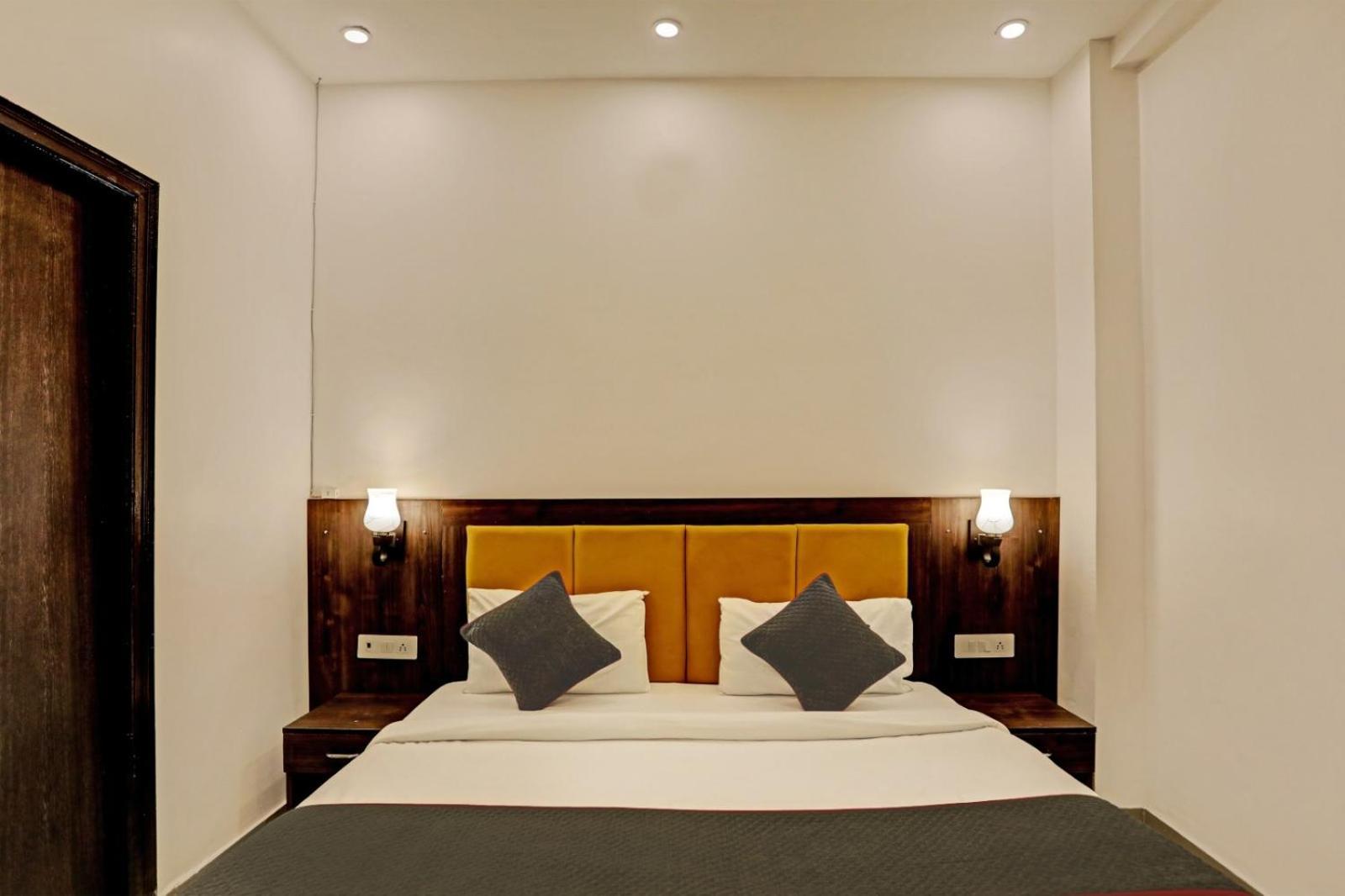 Hotel Golden Prime King New Delhi Exterior foto