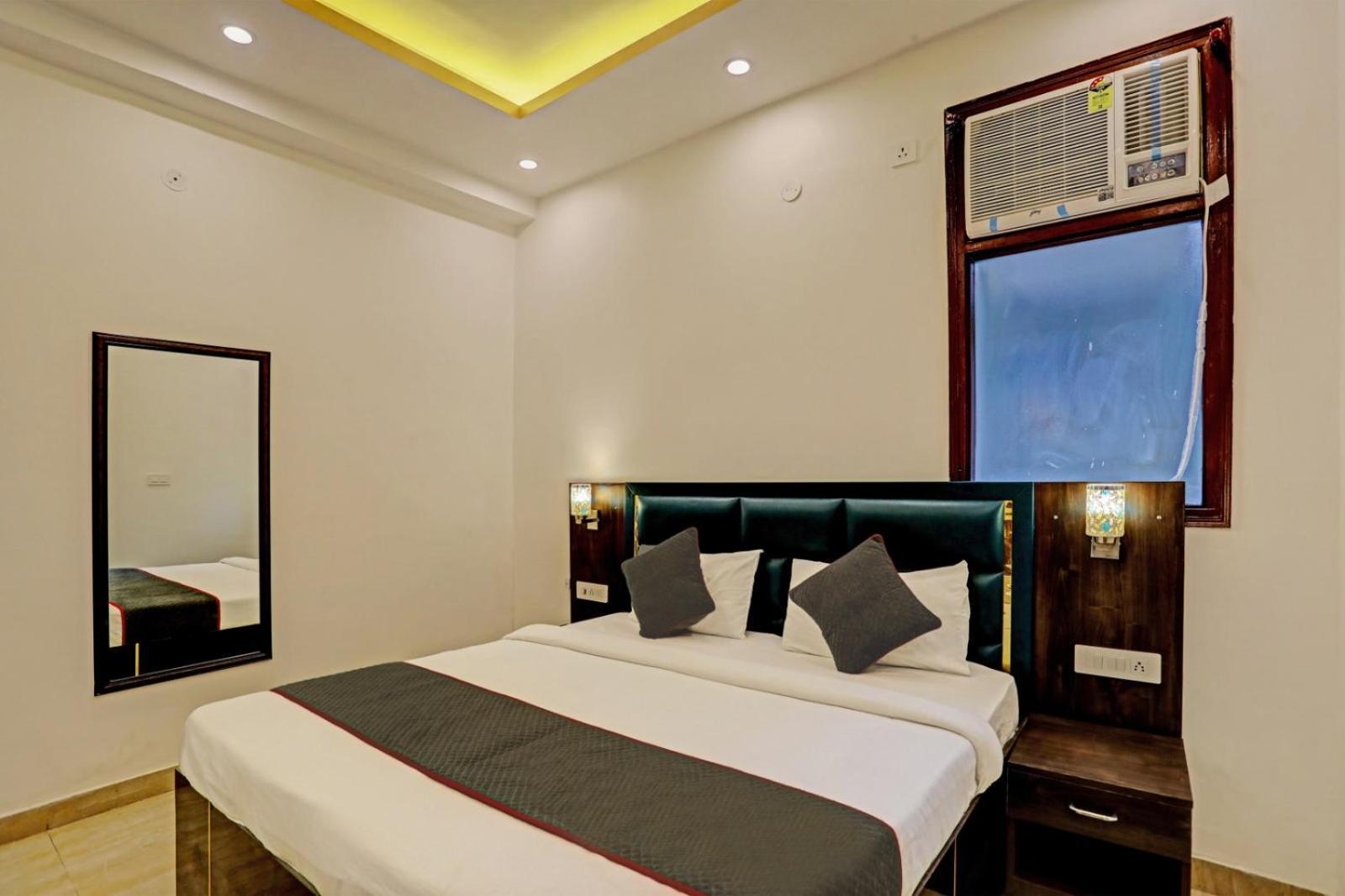 Hotel Golden Prime King New Delhi Exterior foto