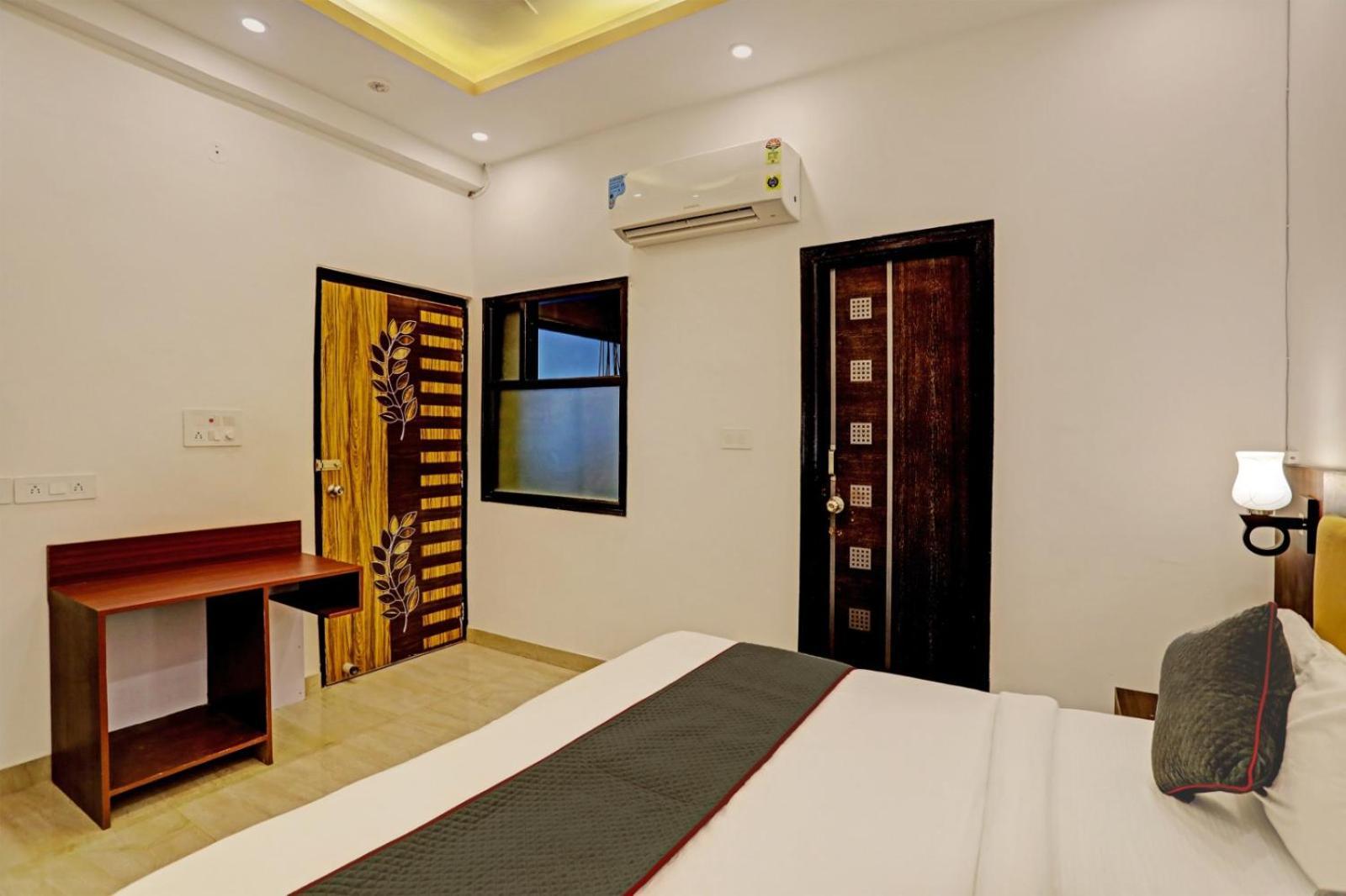 Hotel Golden Prime King New Delhi Exterior foto