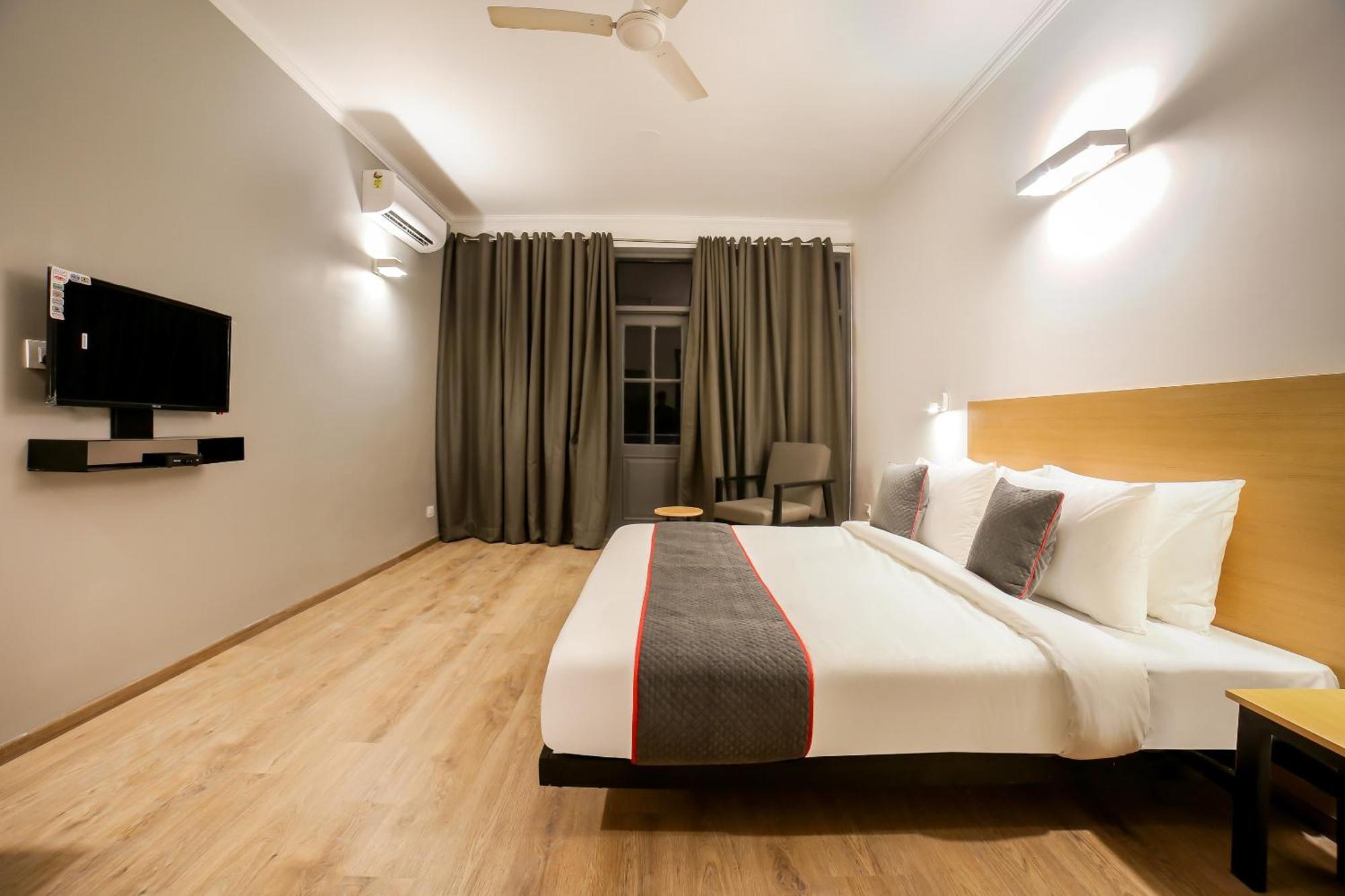 Hotel Golden Prime King New Delhi Exterior foto